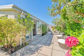  49 Coolspring Way, Redwood