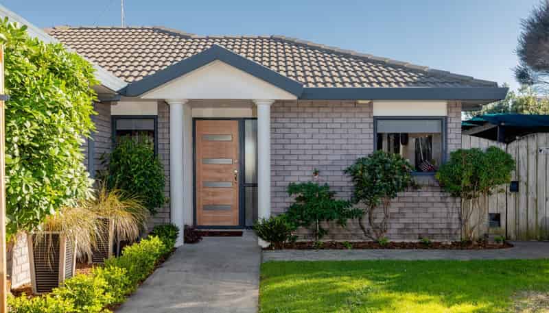 19 Katerini Grove, Papamoa