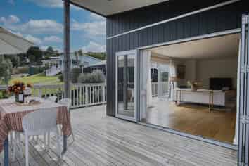 26 Kennedy Road, Surfdale