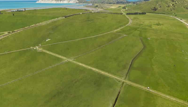 1343 Wharerata Road, Muriwai