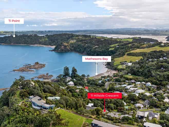 11 Hillside Crescent, Matheson Bay, Leigh