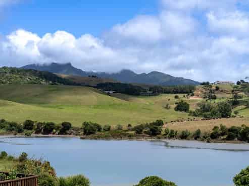 41 Omahina Street, Raglan