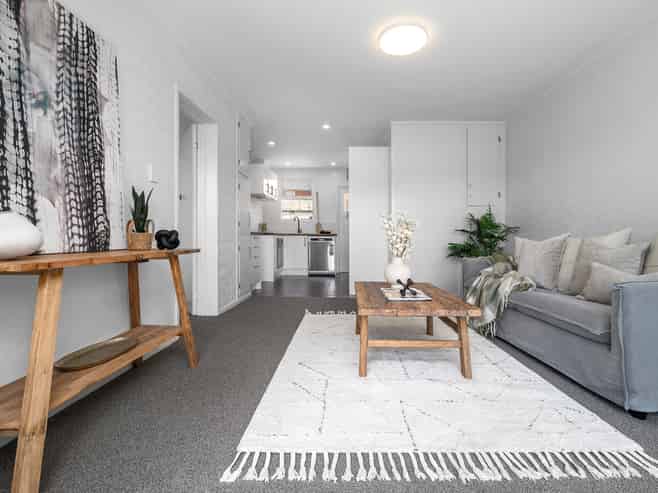 9B Jonathon Street, Brookfield