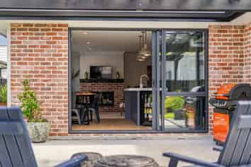 21 Cynisca Crescent, Wallaceville