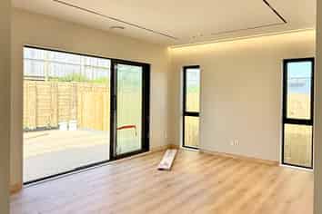 7 Whakairo Crescent, Gulf Harbour