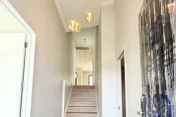 7 Whakairo Crescent, Gulf Harbour