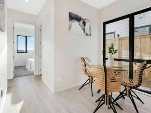 13 Black Shed Road, Flat Bush