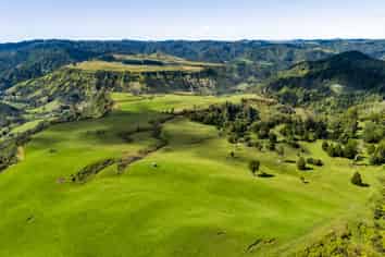 1 Waitaanga Road, Ahititi