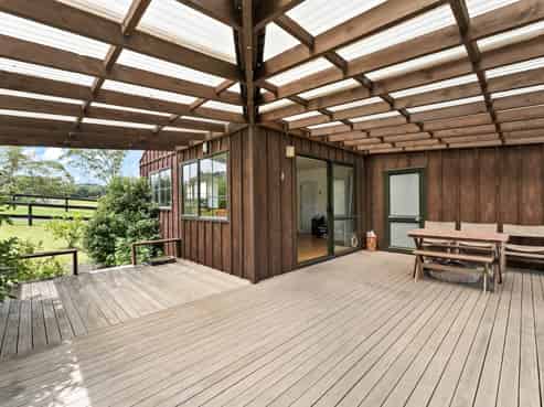 736  Coatesville Riverhead Highway, Riverhead