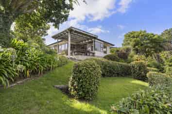 106 Whitby Place, Whangamata