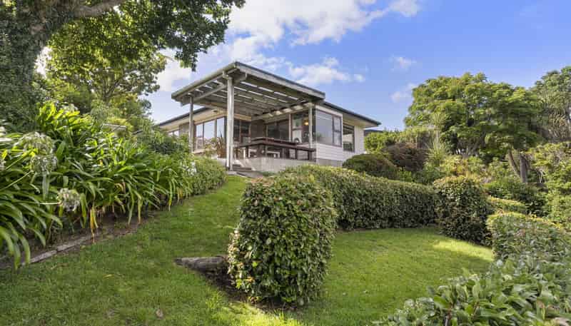 106 Whitby Place, Whangamata