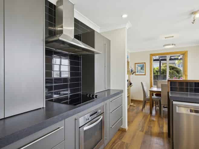 151 Hillhead Road, Corstorphine