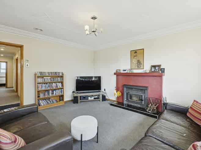 151 Hillhead Road, Corstorphine