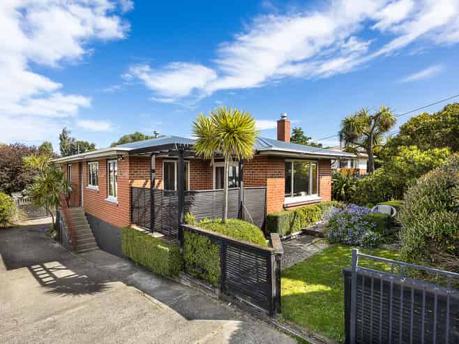 151 Hillhead Road, Corstorphine