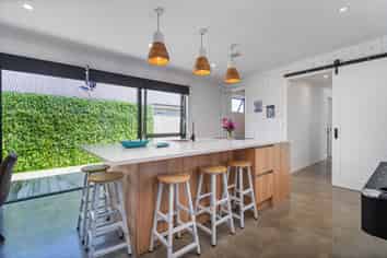 31 Longreach Drive, Cooks Beach