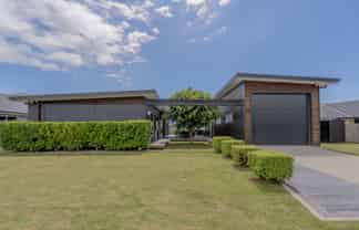 31 Longreach Drive, Cooks Beach