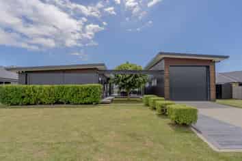 31 Longreach Drive, Cooks Beach