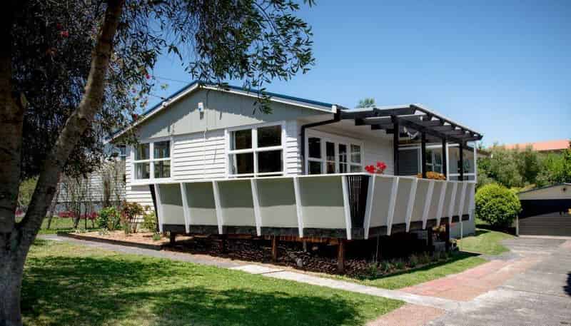 48 Aeroview Drive, Beach Haven