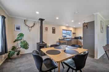 75 Tauhuri Street, Manaia