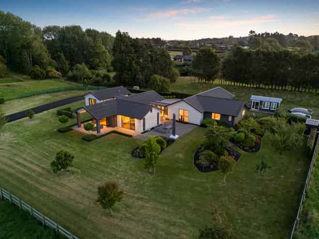 9 Pilgrim Road, Mauku