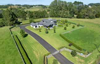 9 Pilgrim Road, Mauku