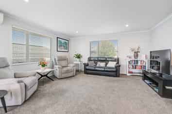 24 Minerva Avenue, Helensville