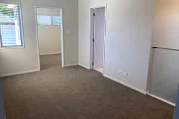 14C Whitford Avenue, Mount Wellington