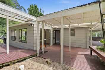 5 Okura Bay Road, Totara North