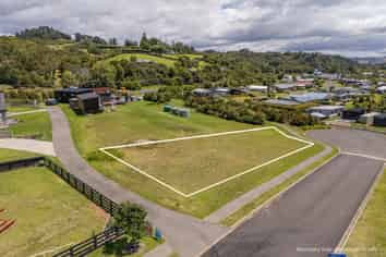 2 Tinirau Place, Cooks Beach