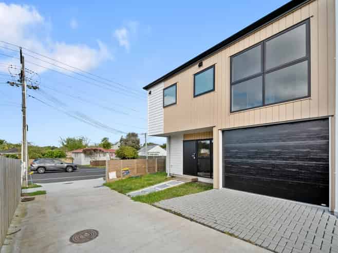 25A Crawford Ave, Mangere Bridge