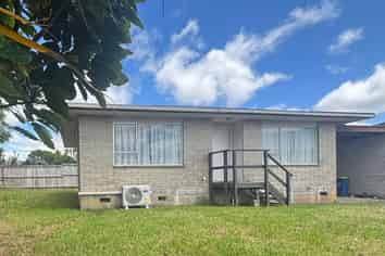 8 Darlington Place, Glendene