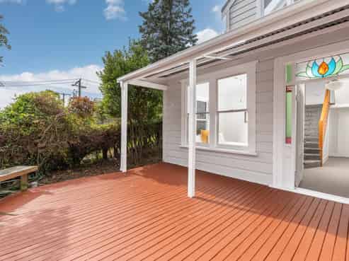 12 Shand Street, Green Island