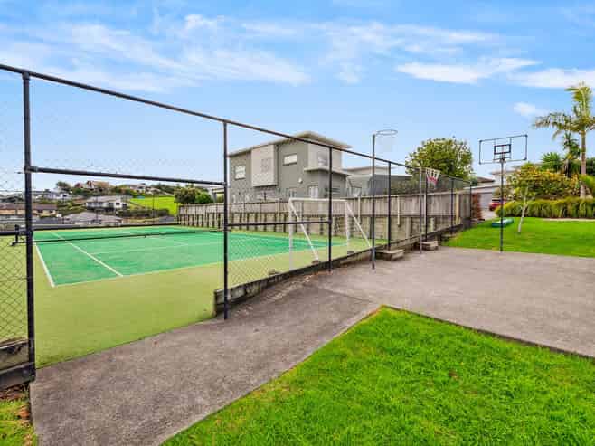 21 Karauria Lane, Orewa