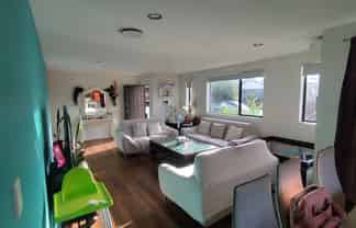 61 Woodbank Drive, Glen Eden