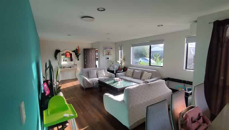 61 Woodbank Drive, Glen Eden