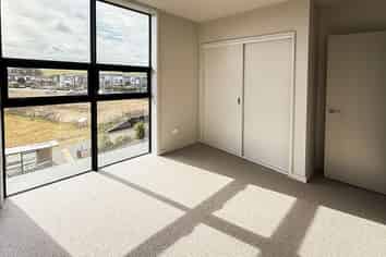 301/84B Te Oneroa Way, Long Bay