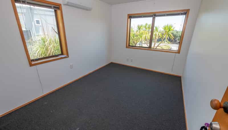 170 (Unit  State Highway 10, Coopers Beach