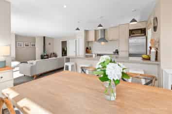 1 Little Maude Drive, Lake Hawea