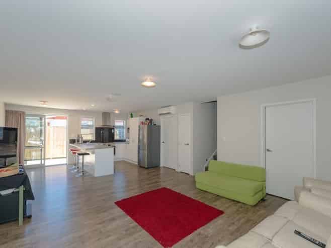 1/12 Hogan Street, Hamilton East