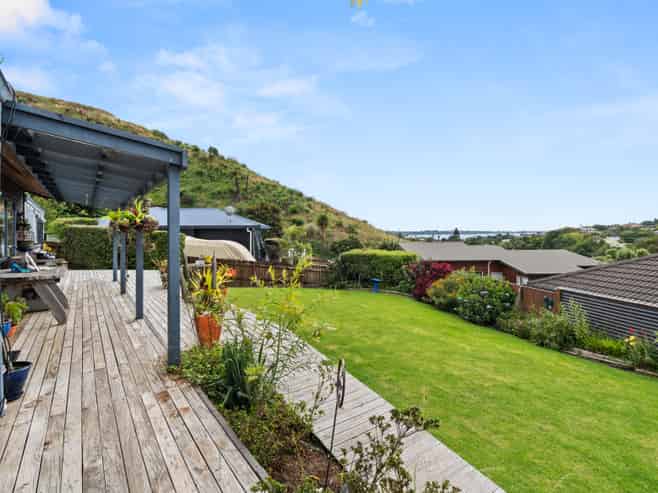 27 Bateleur Close, Welcome Bay