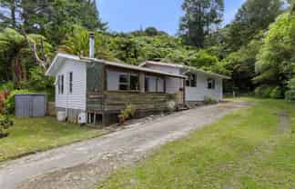 7 Waipuna Grove, Stokes Valley