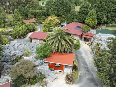 2090 Takaka Valley Highway, Takaka