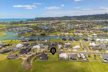 6 Onerere Drive, Whitianga