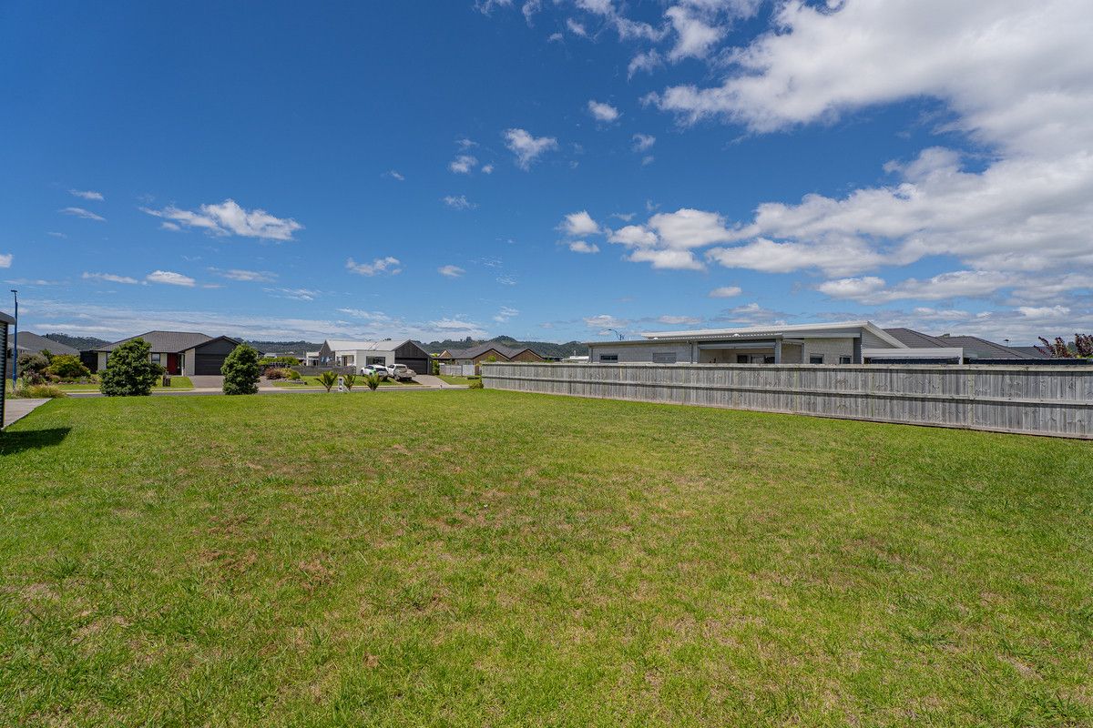 ELEVATED 'INNER CIRCLE' WATERWAYS SECTION – pohled 5