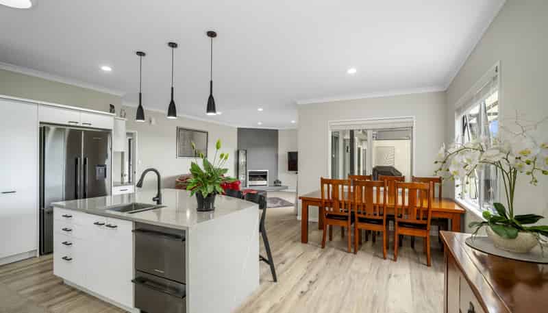 15 Adler Drive, Ohauiti