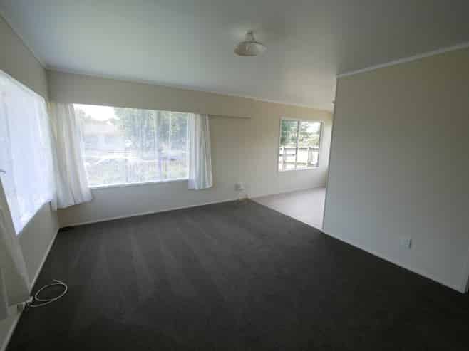 1/32 Challen Close, Conifer Grove