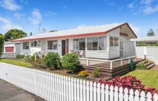 2/54 Millen Avenue, Pakuranga