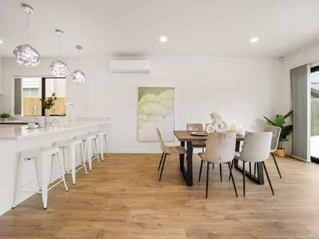 12 Kaimai Avenue, Massey