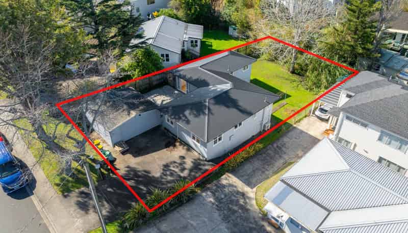 79 Sunnynook Road, Forrest Hill