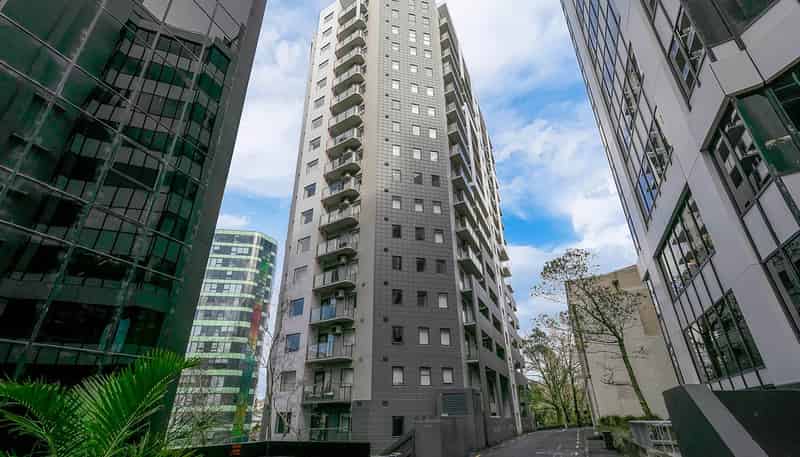 2C/6 St Martins Lane, Grafton